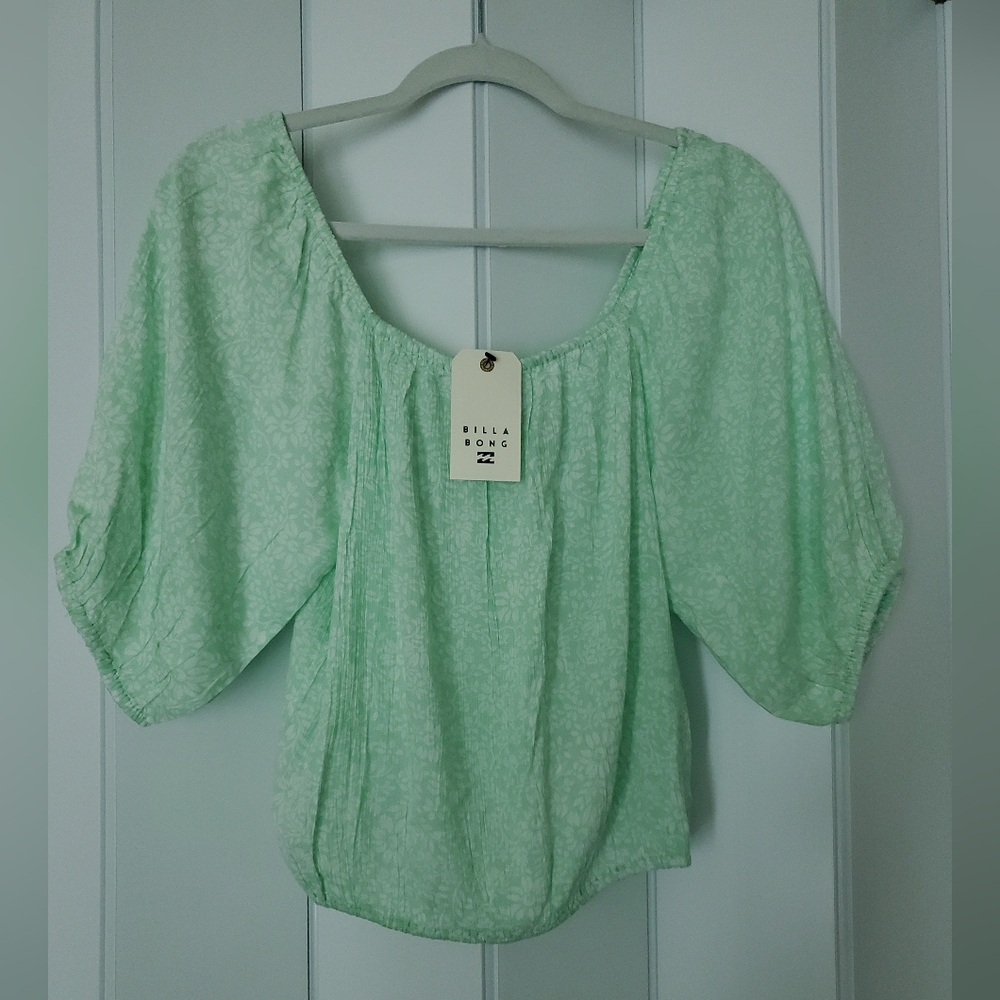 Billabong Tropic Sun City Blouse Size Medium NWT